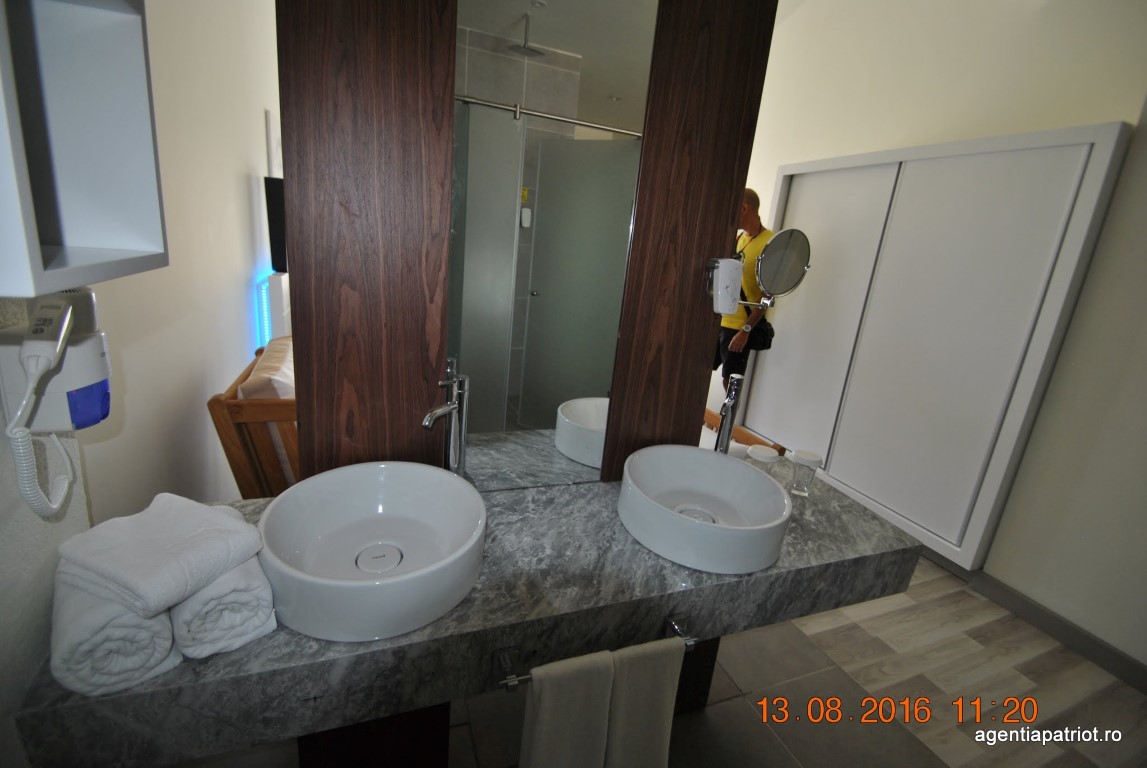 imagini hotel FLORA GARDEN KUSADASI